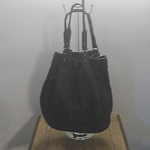 Black Leather drawstring purse - Picture 3 of 17